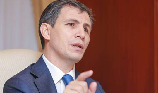 Zahid Oruc: Ölkəmizə quru sərhədlərini açması üçün təzyiq göstərilir