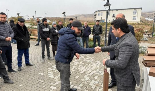 Köç karvanı Ağdamın Xıdırlı kəndinə çatdı - FOTO