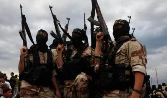 Police officer killed in Iran