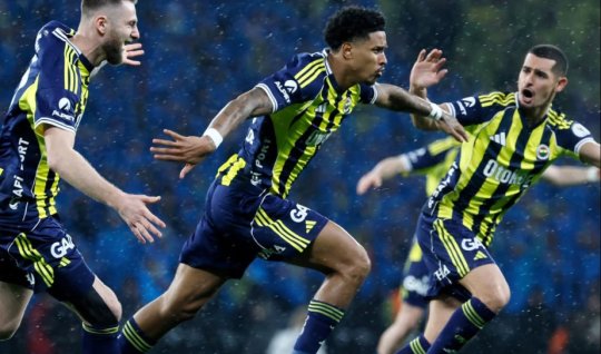 "Fenerbahçe" defeated "Galatasaray" - won the Turkish Super Cup