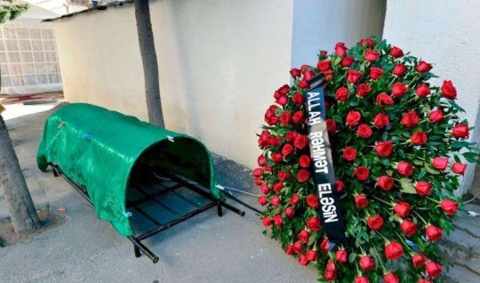 Tanınmış şair vəfat etdi - FOTO