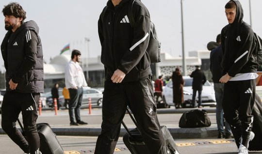 &ldquo;Qarabağ&rdquo; "Liverpool" ile maça yola çıktı - FOTOĞRAFLAR