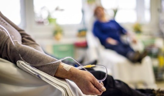 Xərçəng xəstələri müalicə üçün özəl klinika seçə biləcək&nbsp;