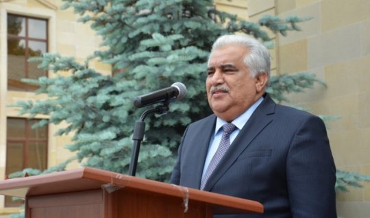 Əhəd Abıyevə ağır itki üz verib