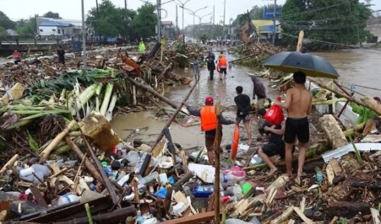 Typhoon "Basyang" in the Philippines - 12 people&nbsp;died
