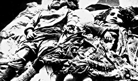 Bir şəklin tarixçəsi - Fotoqrafı sarsıdan iki&nbsp;qızın tükürpədən FACİƏSİ