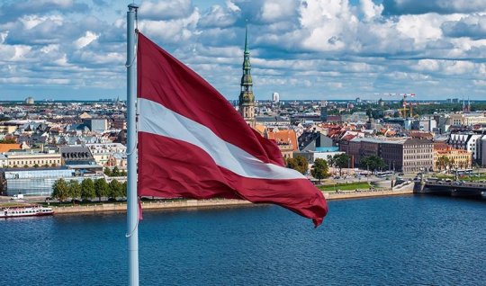 Deputatlar Latviyaya gedəcəklər