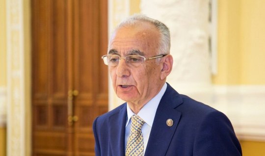 Hacıbala Abutalıbov Bakıya QAYITDI