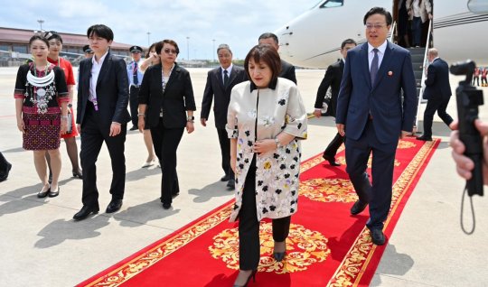 Sahibə Qafarova Çinə gedib