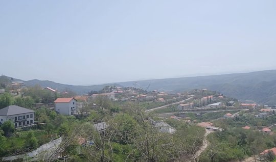 Dünya səyyahları Laçında