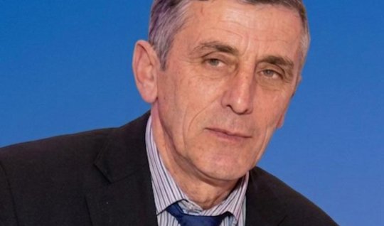 Əməkdar müəllim vəfat etdi