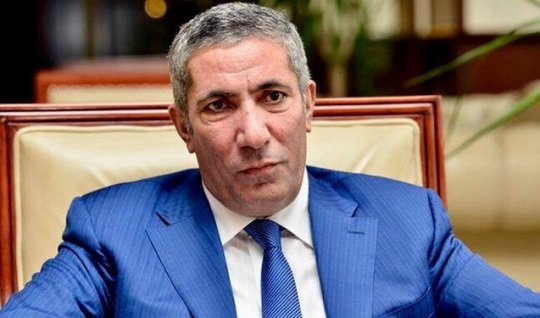 Siyavuş Novruzov 2 fənnlə bağlı&nbsp;narazılıq etdi