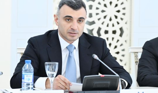 Есть ли угроза девальвации маната в этом году? - Главный банкир ответил