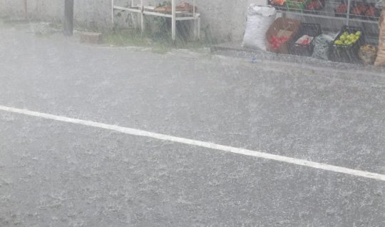 Xankəndi və Xocalıya dolu yağıb