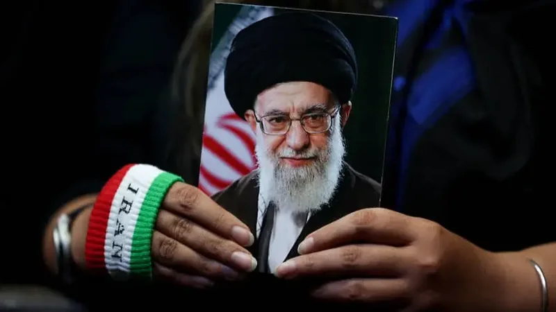 مراسم وداع با خامنه‌ای محدود می‌شود