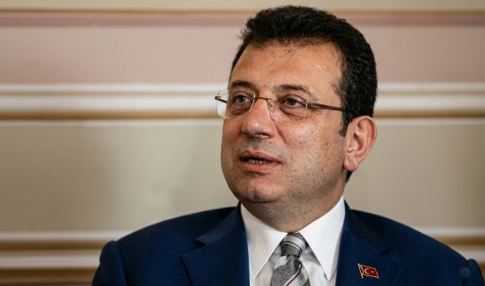 Ekrem İmamoğlu CHP'den istifa etti