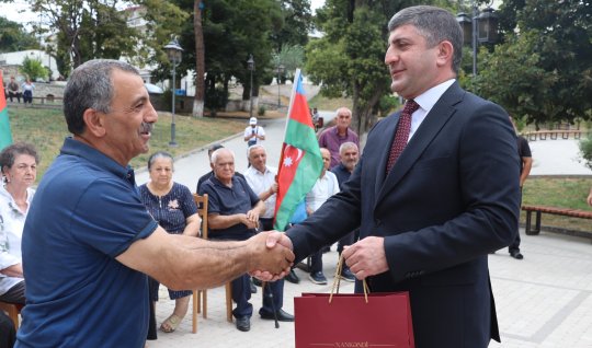 Xankəndidə 102 nəfərə mənzillərin açarları verildi - FOTO