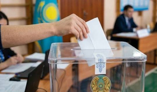 Qazaxıstanda seçici fəallığı 53,12 faizə çatdı