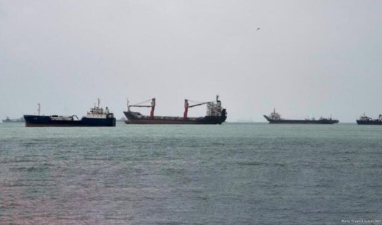 Tension in the Strait of Hormuz: Iranian tanker sank