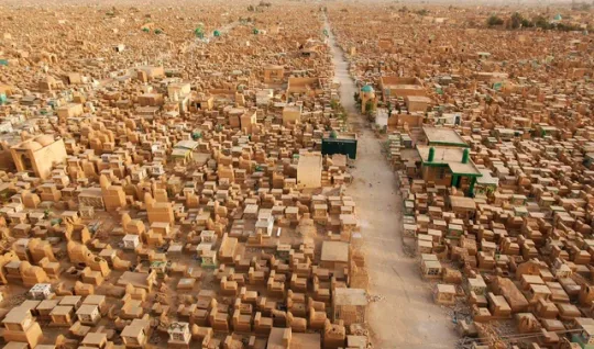 Dunyoning eng katta qabristoni - Bu yerda 6 million odam dafn etilgan