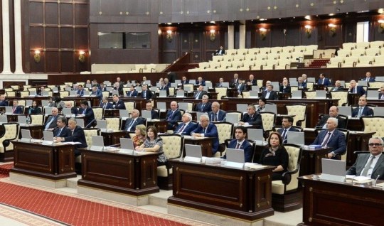 Prezidentin geri qaytardığı qanunlara Parlamentdə yenidən baxacaq