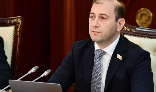 Deputat NATO-nun tədbirinə gedir