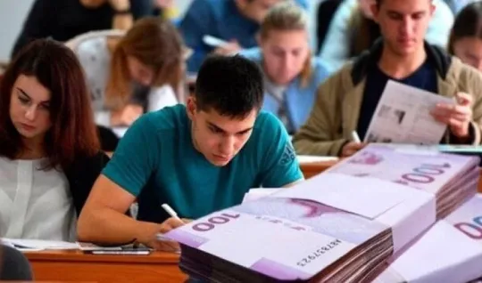 Ödənişli qəbul oldular, pulsuz oxuyacaqlar