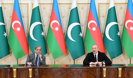Şahbaz Şerif Cumhurbaşkanı İlham Aliyev'i aradı