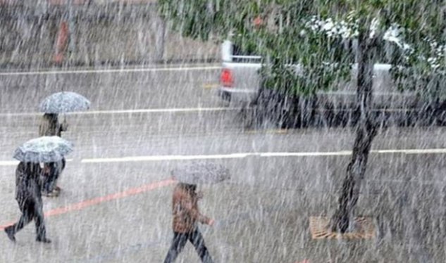 Rayonlara leysan yağış, dolu yağıb - FAKTİKİ HAVA