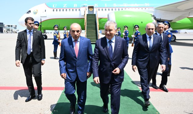 Mirziyoyev Azərbaycana gəldi - YENİLƏNİB