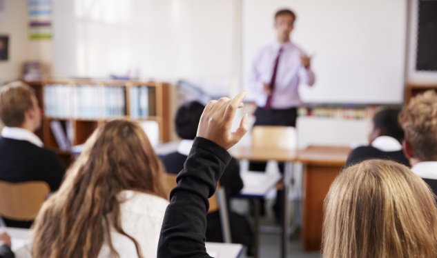Azərbaycanda bu universitet illik təhsil haqqını ARTIRIR