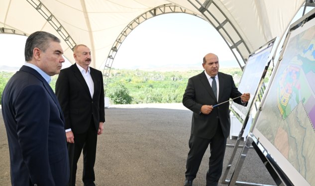 Əliyevlə Berdiməhəmmədov Füzulinin dağıdılmış yerlərində - FOTO