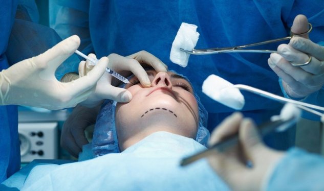 Plastik cərrahlarla bağlı 12 şikayət DAXİL OLUB - RƏSMİ