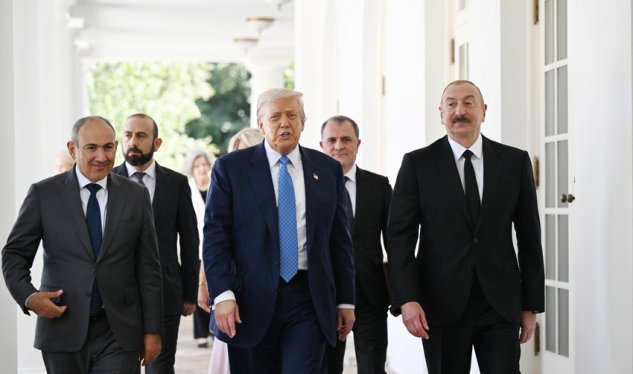 Tramp üçtərəfli görüşdən video PAYLAŞDI