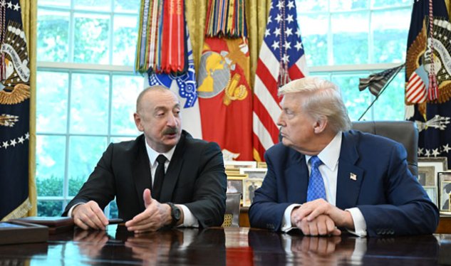 Ağ Evdəki görüşdən yeni GÖRÜNTÜLƏR