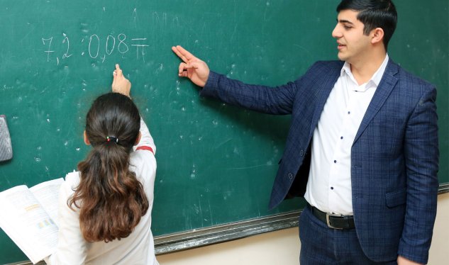 Müəllimlik ixtisaslarında təhsil haqları nə qədər bahalaşıb? - QİYMƏTLƏR