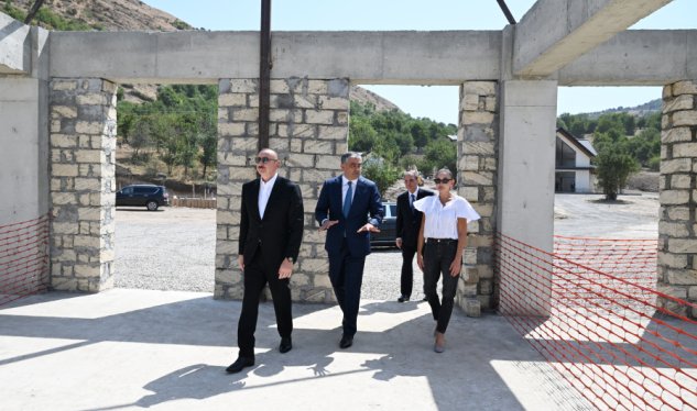 Prezidentlə xanımı “Hacıkənd” kompleksinin tikintisi ilə tanış olublar