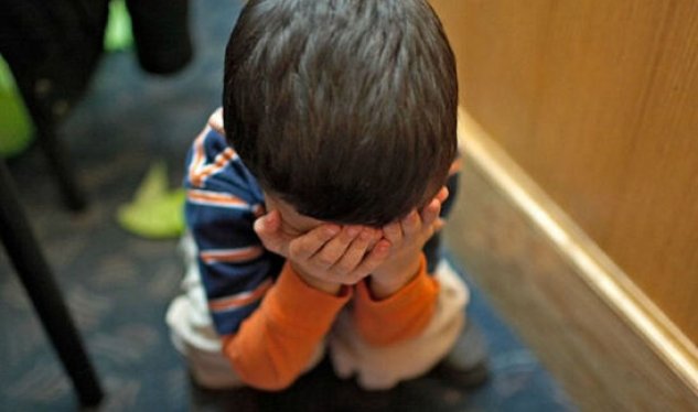 Zorakılığa məruz qalan uşaq niyə valideynlərinə qaytarılıb? - Məhkəmə AÇIQLADI