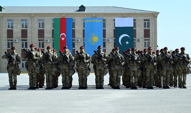6 ölkənin xüsusi təyinatlıları təlimdə - FOTOLAR