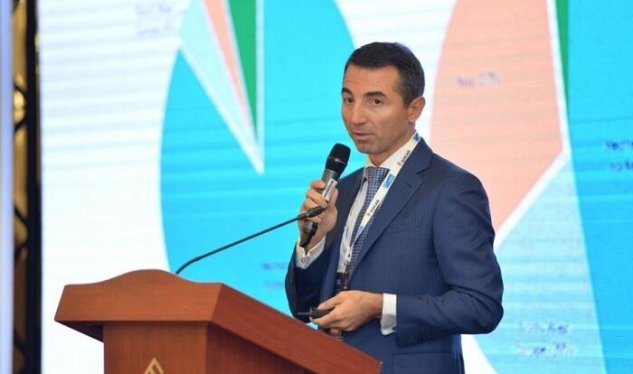 Adnan Əhmədzadə barədə növbəti iddia: 42 ölkədə “gizli əl”