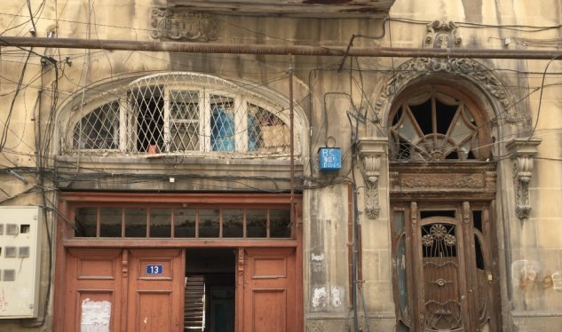 “Sovetski”də tarixi binaların sökülməsi iddialarına RƏSMİ REAKSİYA