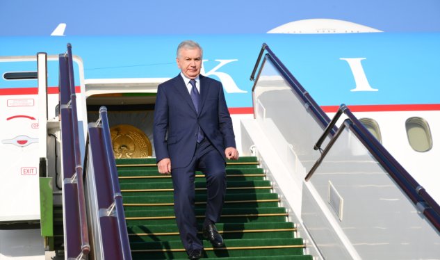 Şavkat Mirziyoyev Qəbələyə gəldi - FOTOLAR