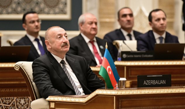 İlham Əliyev Beynəlxalq Mükafatın təqdimat mərasimində - FOTO