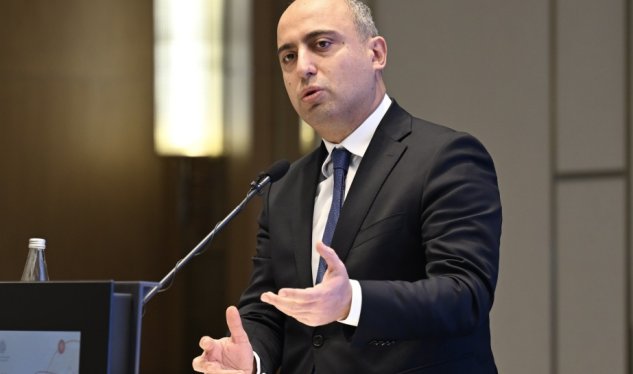 5000 müəllimdən yalnız 1000 nəfəri peşəkar tələblərə cavab verir - NAZİR