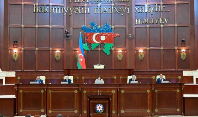 Deputatlar yenidən toplaşır - Gündəlikdə&nbsp;10&nbsp;məsələ var