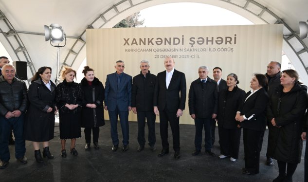 Prezident&nbsp;Kərkicahan qəsəbəsinə köçən sakinlərlə görüşdü