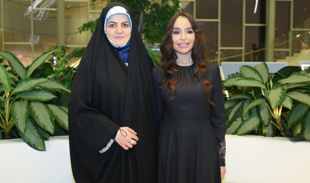 Leyla Əliyeva Pezeşkianın qızı ilə görüşdü - FOTO