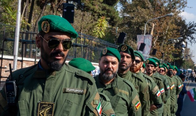 İran etirazları yatırmaq üçün İraqdan milis dəstələri GƏTİRİB