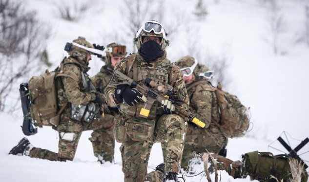 Britaniya Qrenlandiyaya qoşun göndərə bilər