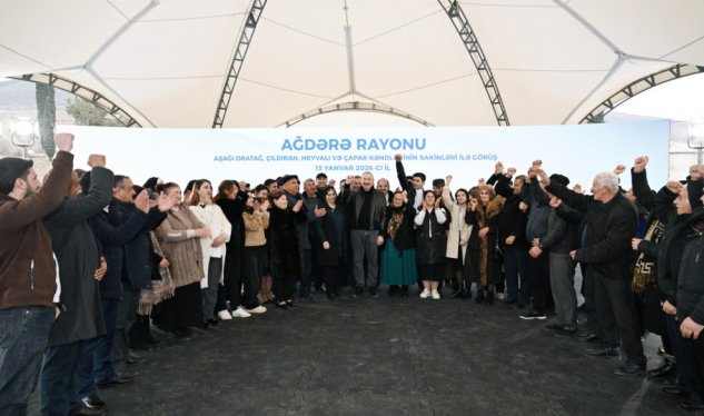 İlham Əliyev Ağdərədə sakinlərlə görüşdü - FOTOLAR